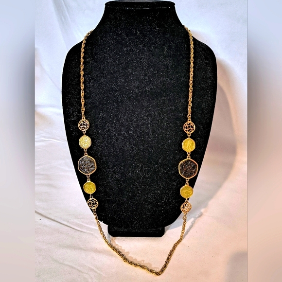 Sarah Cov Necklace - Picture 1 of 2